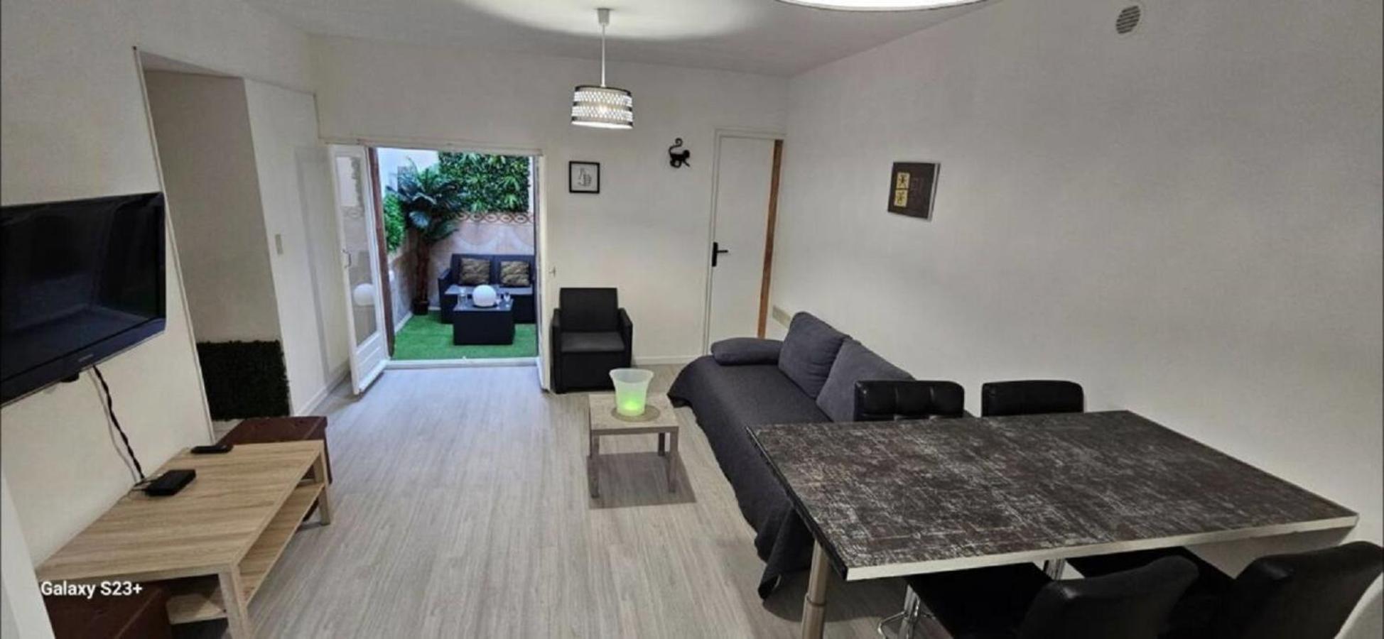 Appartement Cosy Avec Patio En Rdc Perpignan Exteriör bild